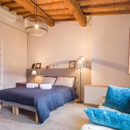 Benedetta Luxury Penthouse Apartment *